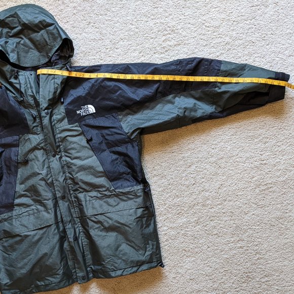 The North Face Summit Series Gore-Tex XCR Jacket - Picture 7 of 8
